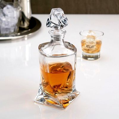 Em forma de 500 ml/700 ml/750 ml Capacidade líquidos vazios claros Bebidas Garrafas de vidro para gin